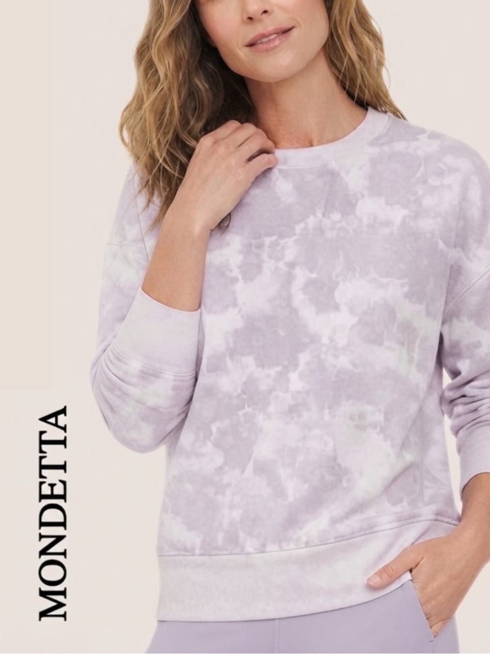 Sweatshirt • EUC
Mondetta• Women’s Floral Casual Sweatshirt